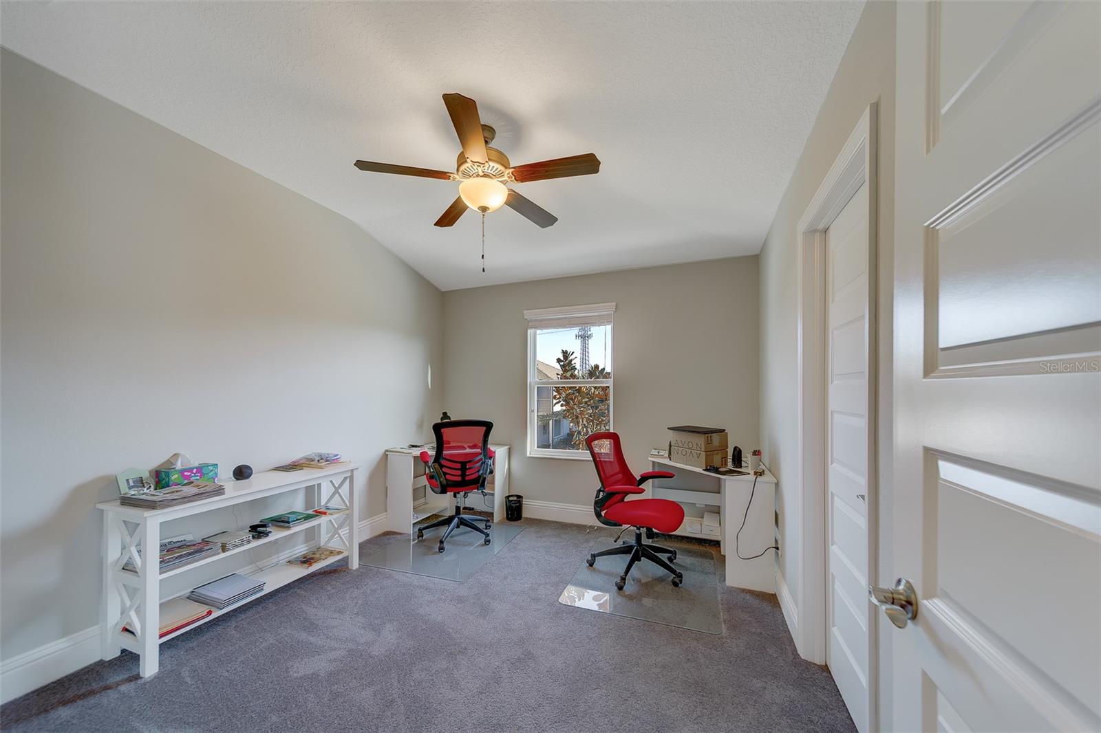 TOWNS AT BELLEAIR GROVE - Residential