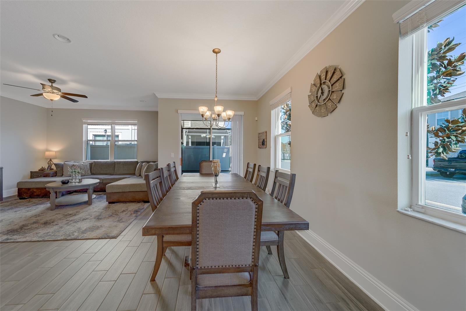 TOWNS AT BELLEAIR GROVE - Residential