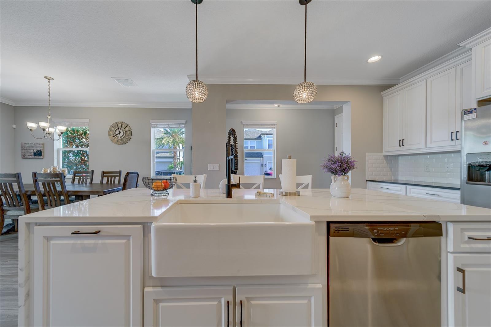 TOWNS AT BELLEAIR GROVE - Residential