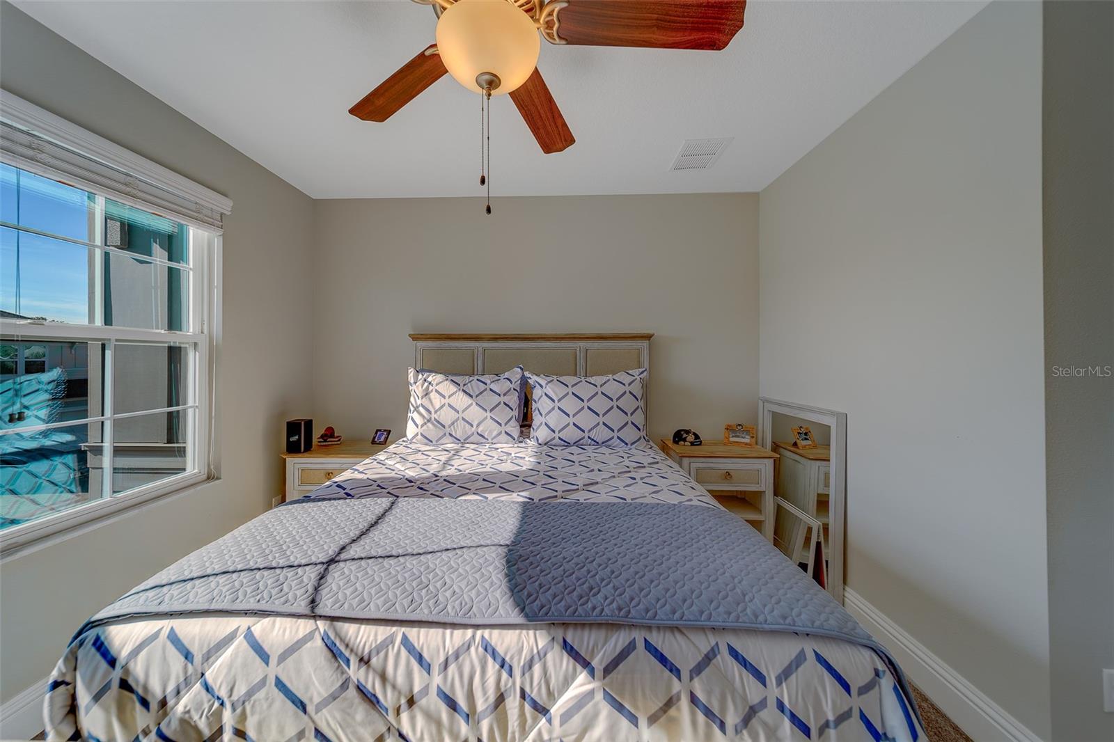 TOWNS AT BELLEAIR GROVE - Residential