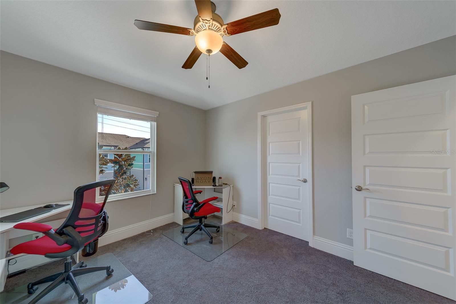 TOWNS AT BELLEAIR GROVE - Residential