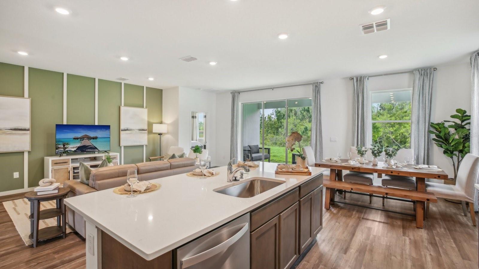 TWO RIVERS - Residential