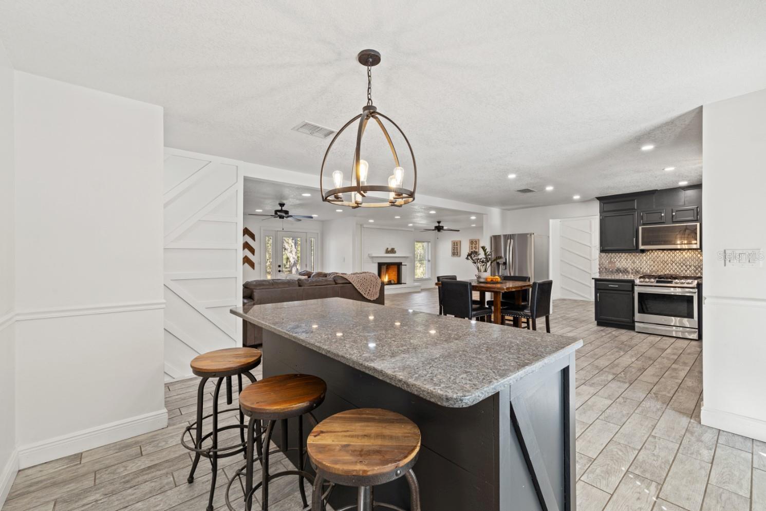 ACREAGE - Residential