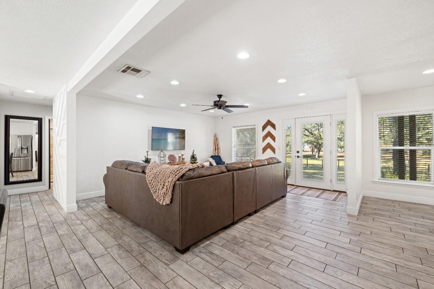 ACREAGE - Residential