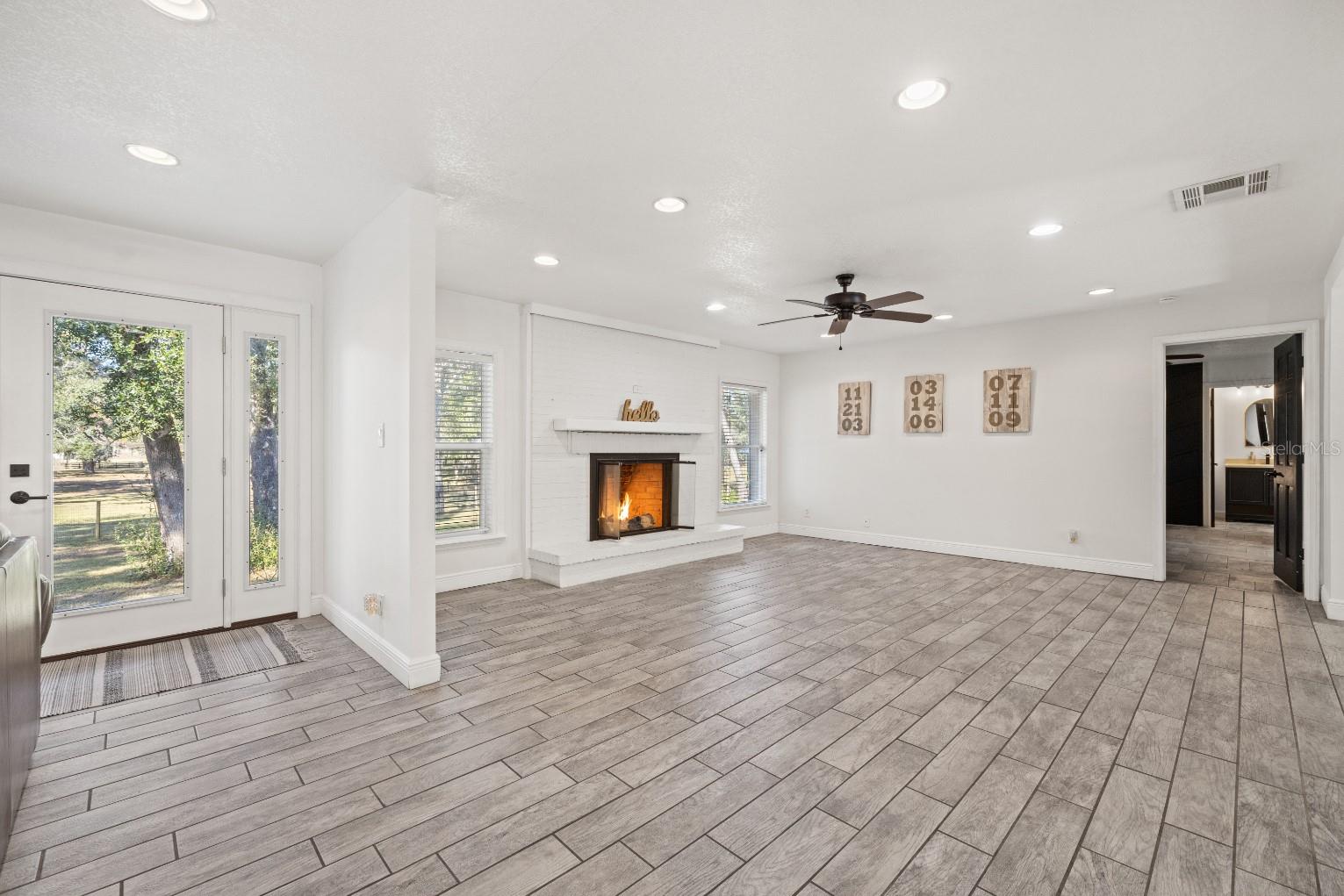 ACREAGE - Residential