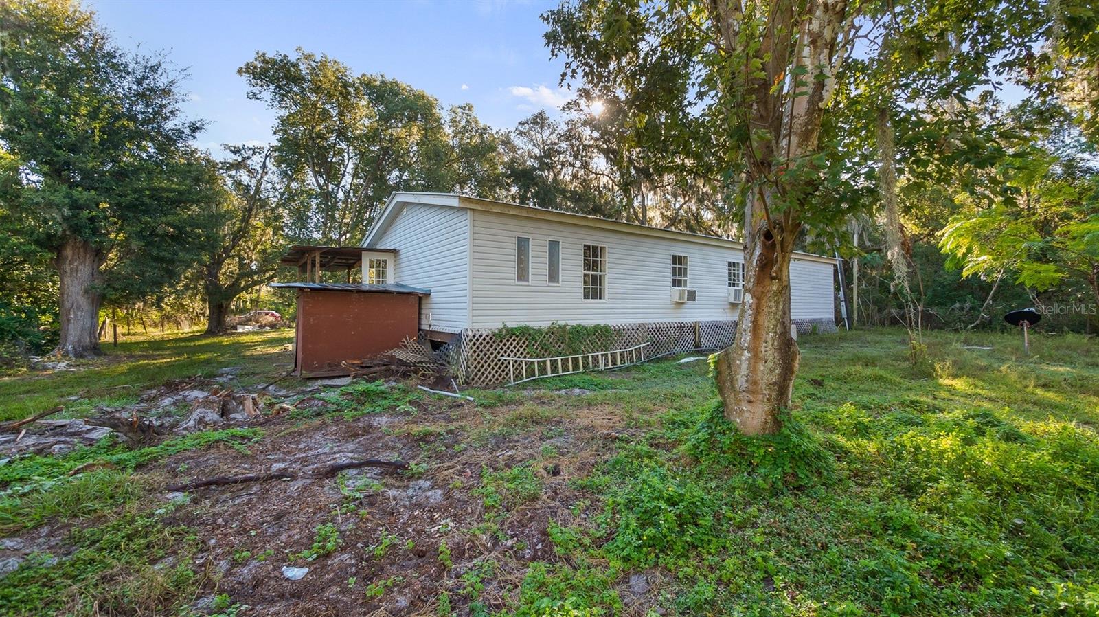 MOBILE HOME NOT IN PARK - Residential