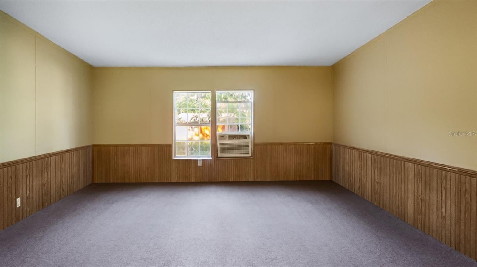 MOBILE HOME NOT IN PARK - Residential
