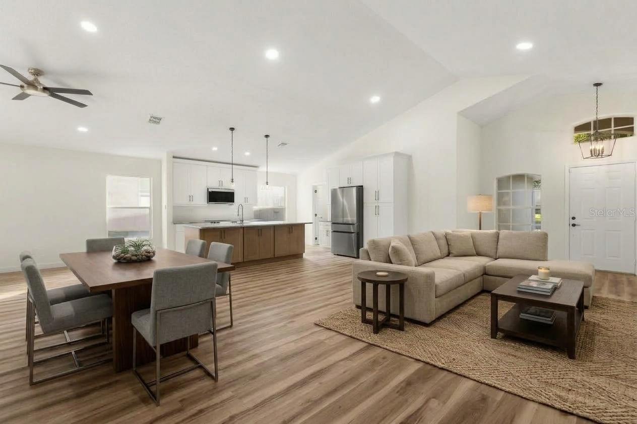 3635 KINGSWOOD COURT