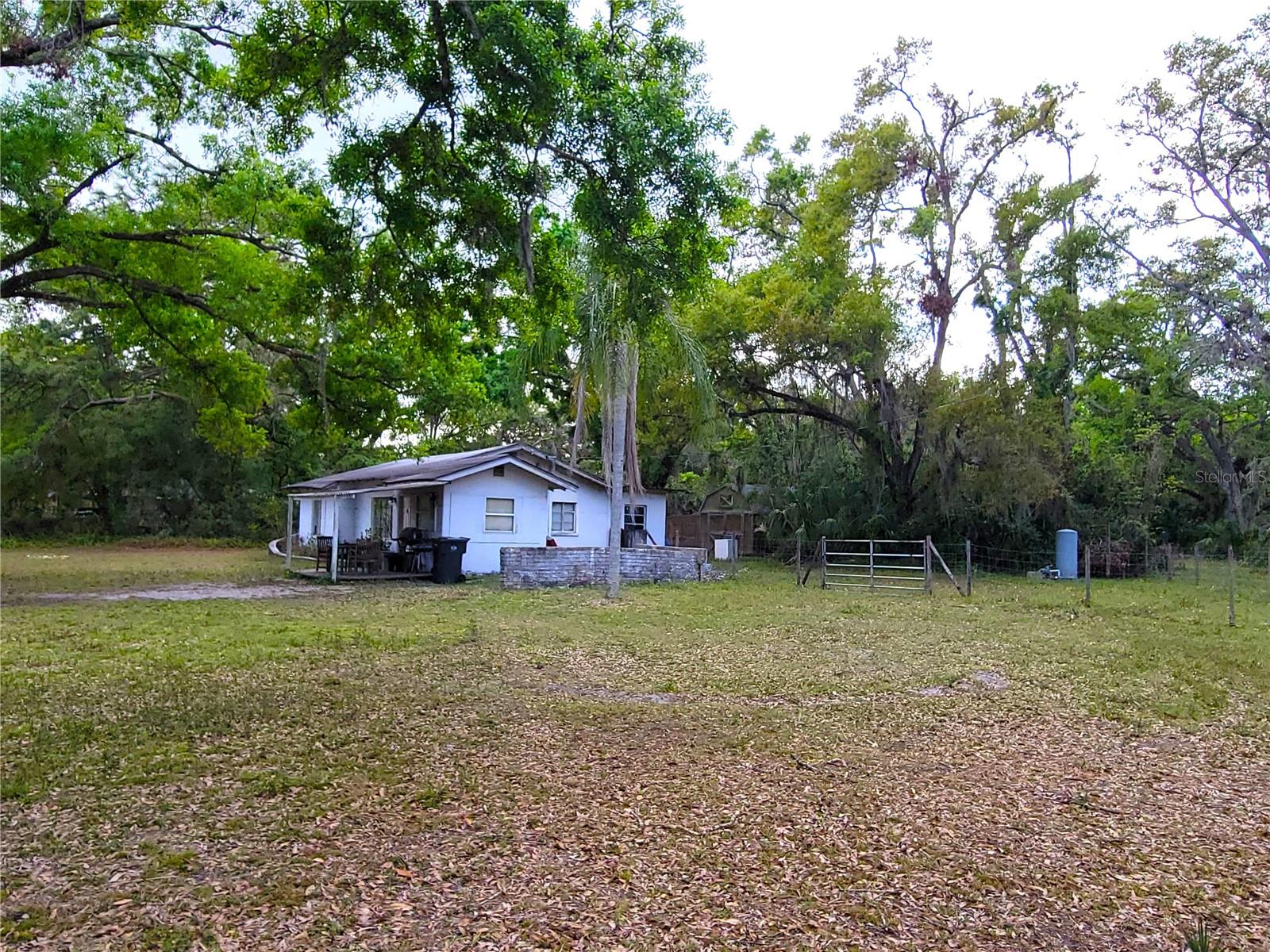4210 GARDEN LANE