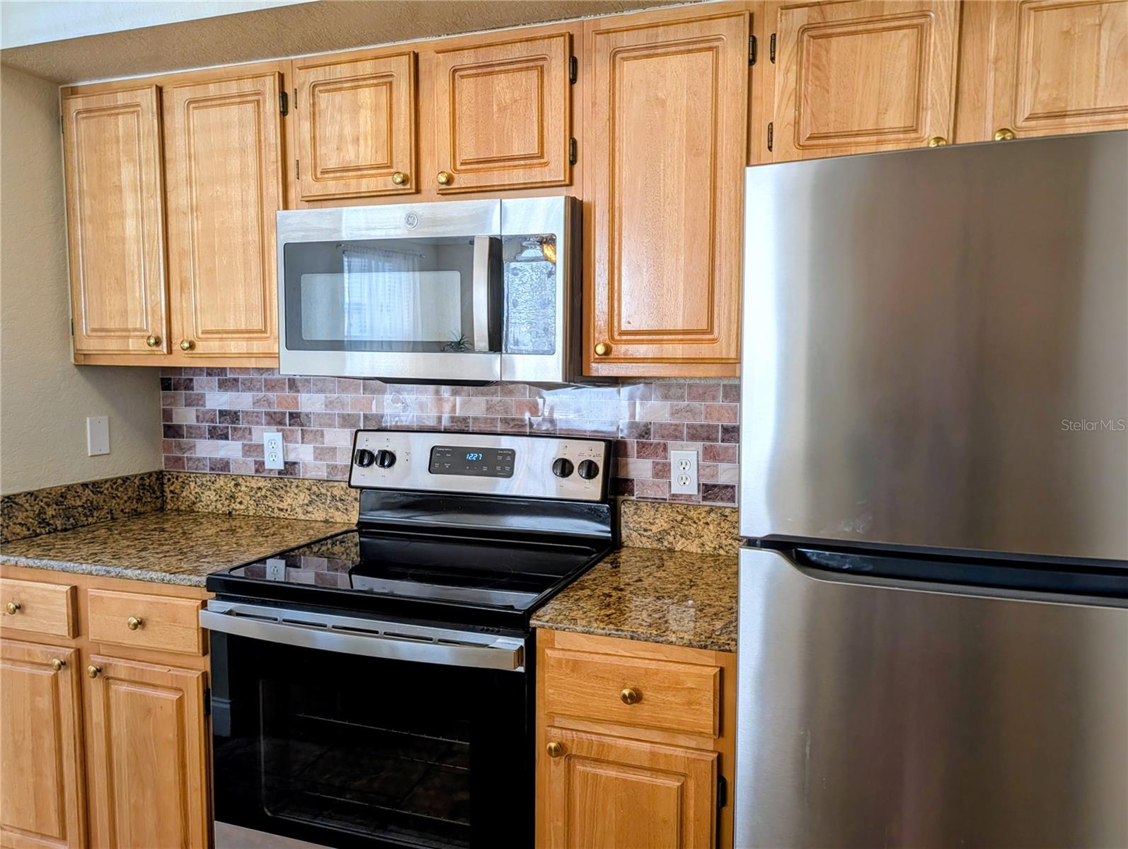 FOUNTAINS/METRO WEST - Residential