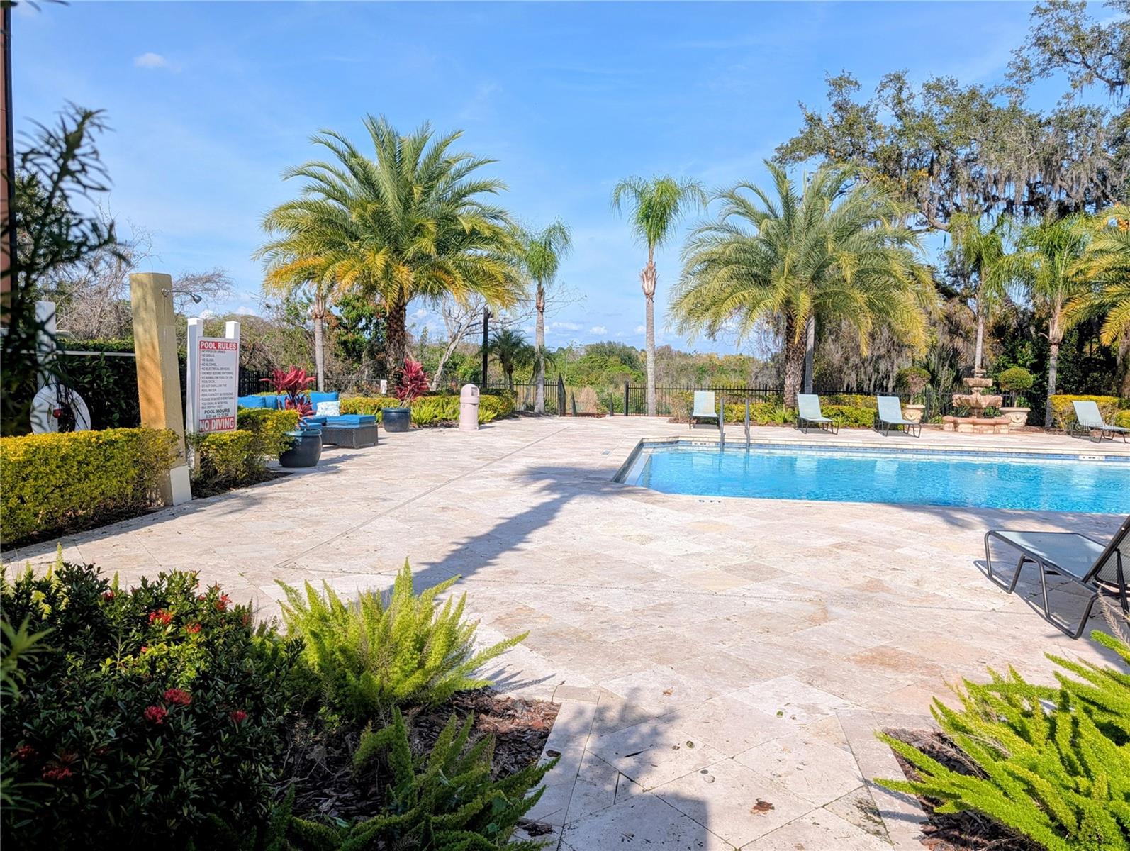 FOUNTAINS/METRO WEST - Residential