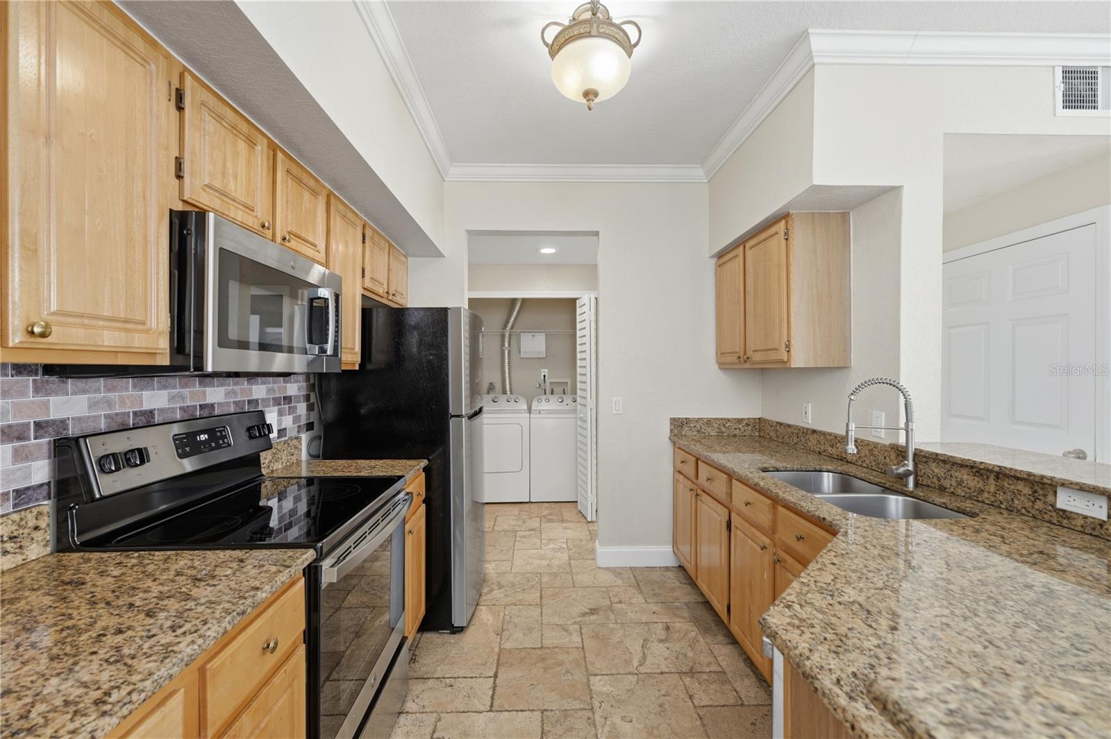 FOUNTAINS/METRO WEST - Residential