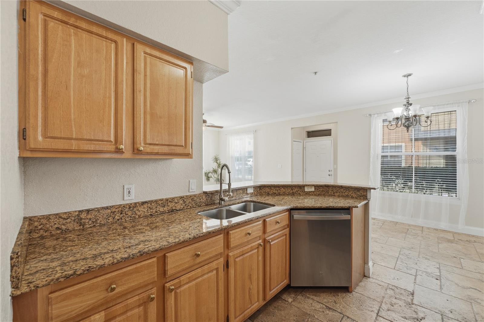 FOUNTAINS/METRO WEST - Residential