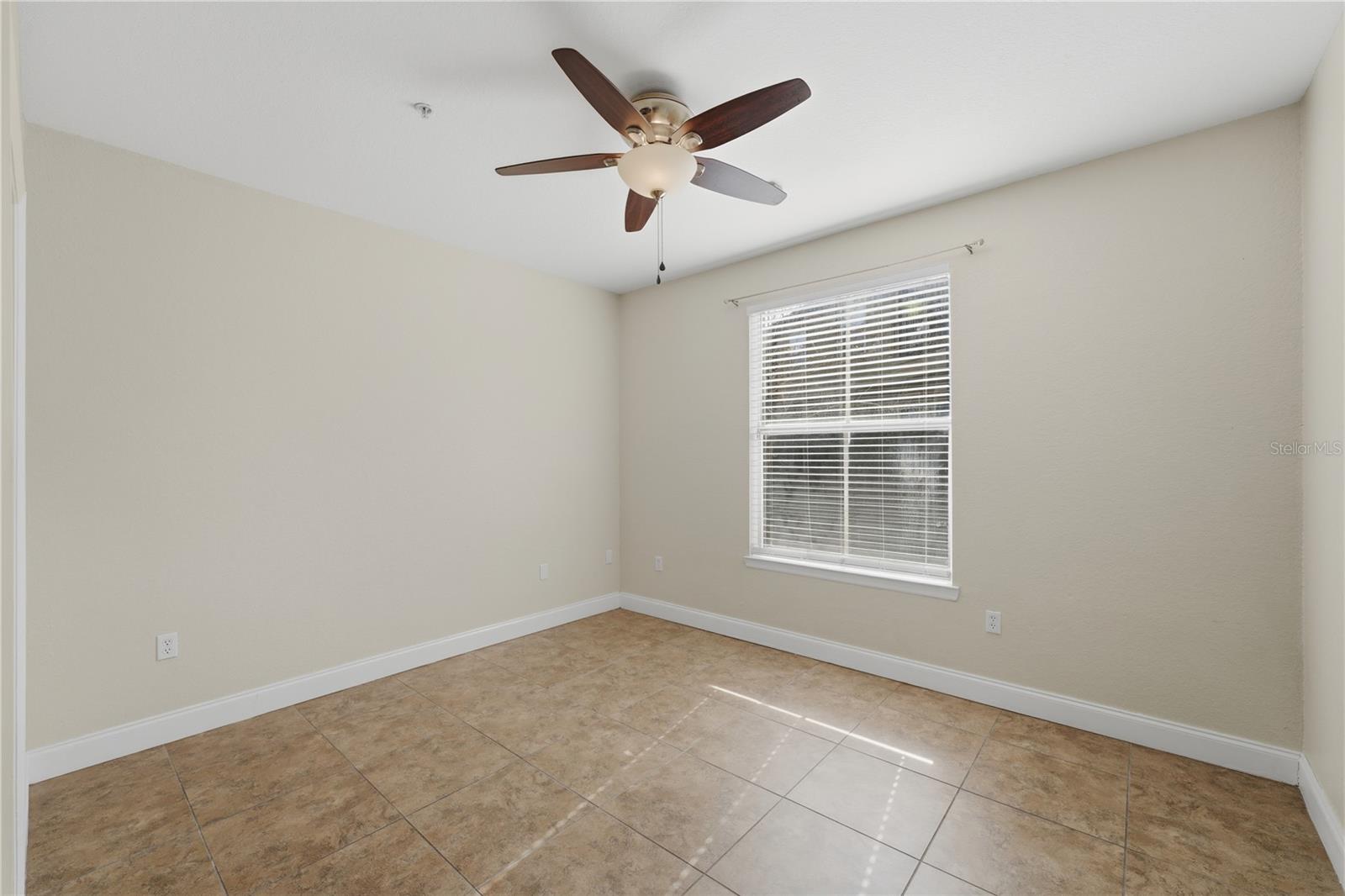 FOUNTAINS/METRO WEST - Residential