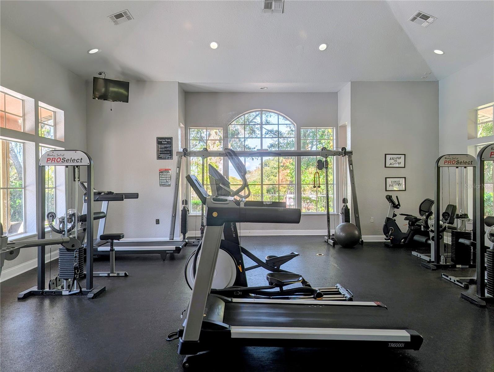 FOUNTAINS/METRO WEST - Residential