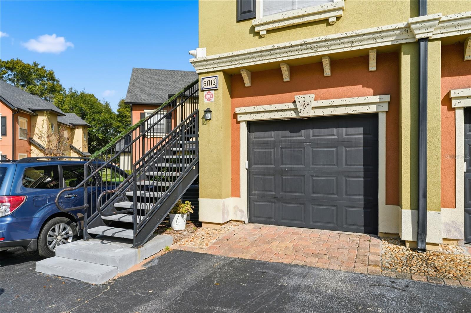 FOUNTAINS/METRO WEST - Residential