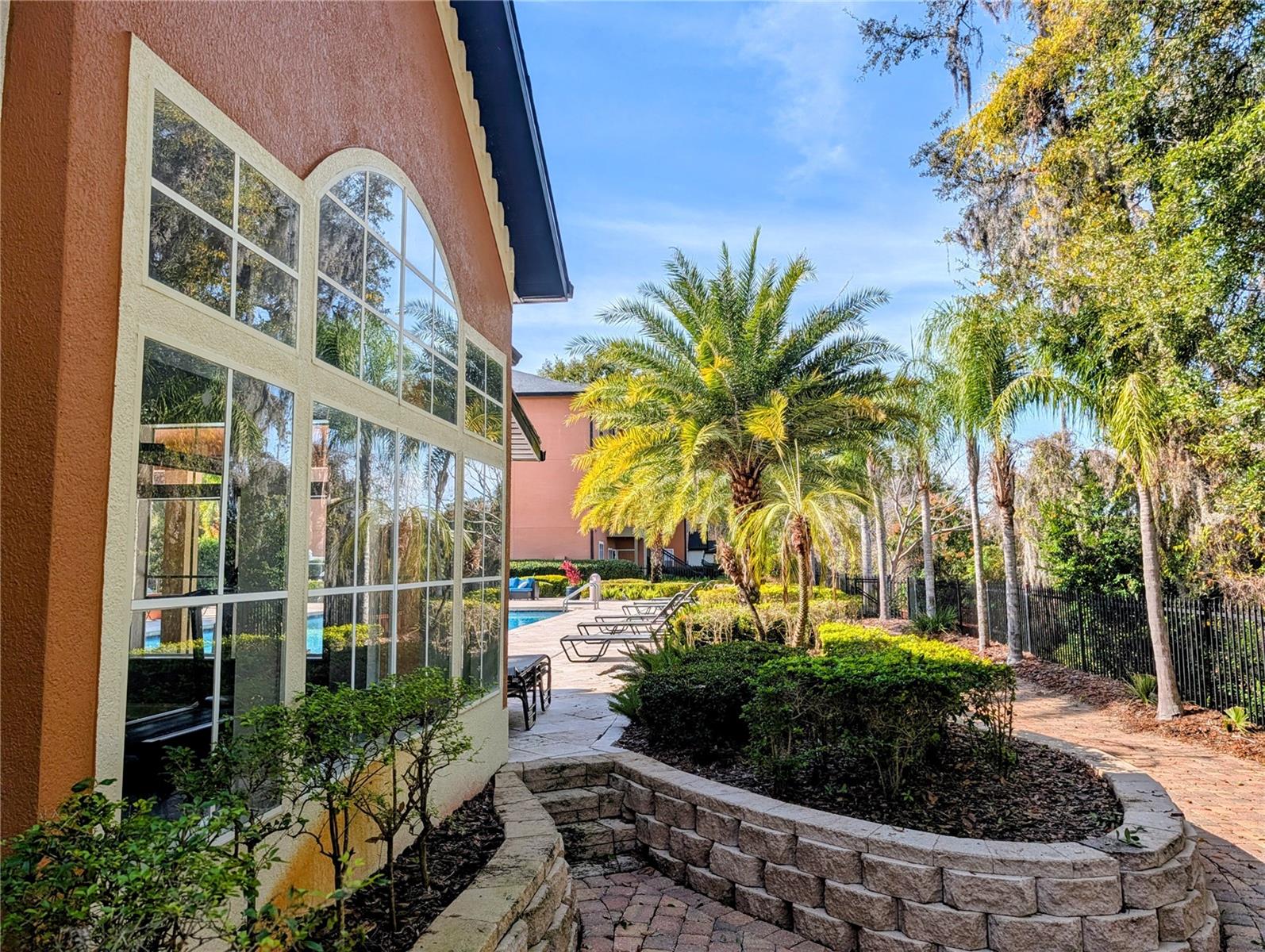 FOUNTAINS/METRO WEST - Residential