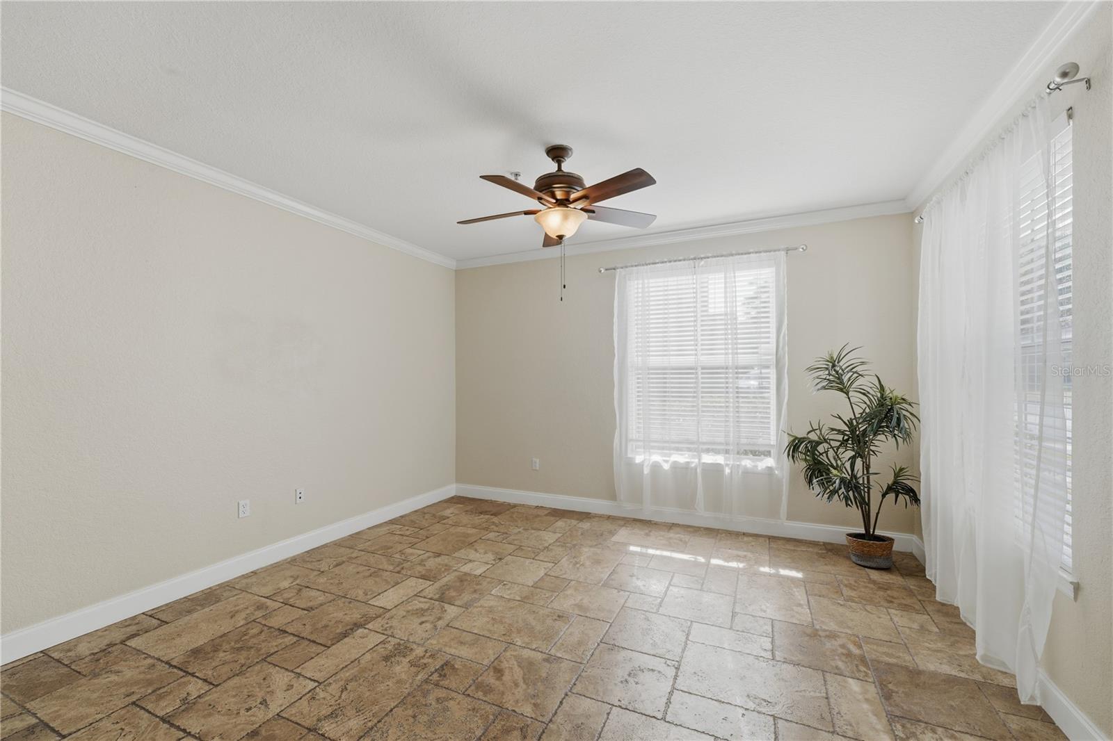 FOUNTAINS/METRO WEST - Residential