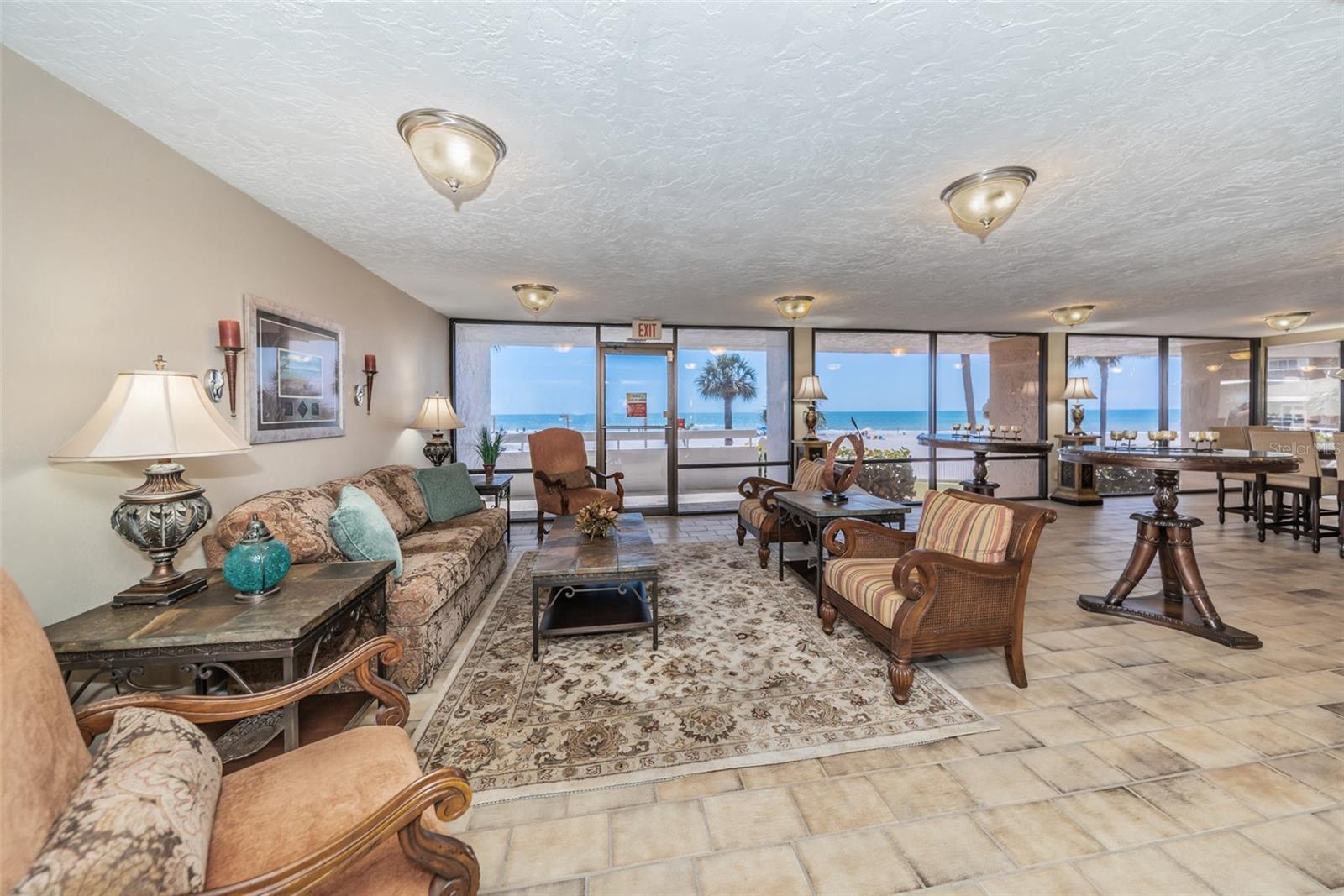 REDINGTON TOWERS 3 CONDO - Residential