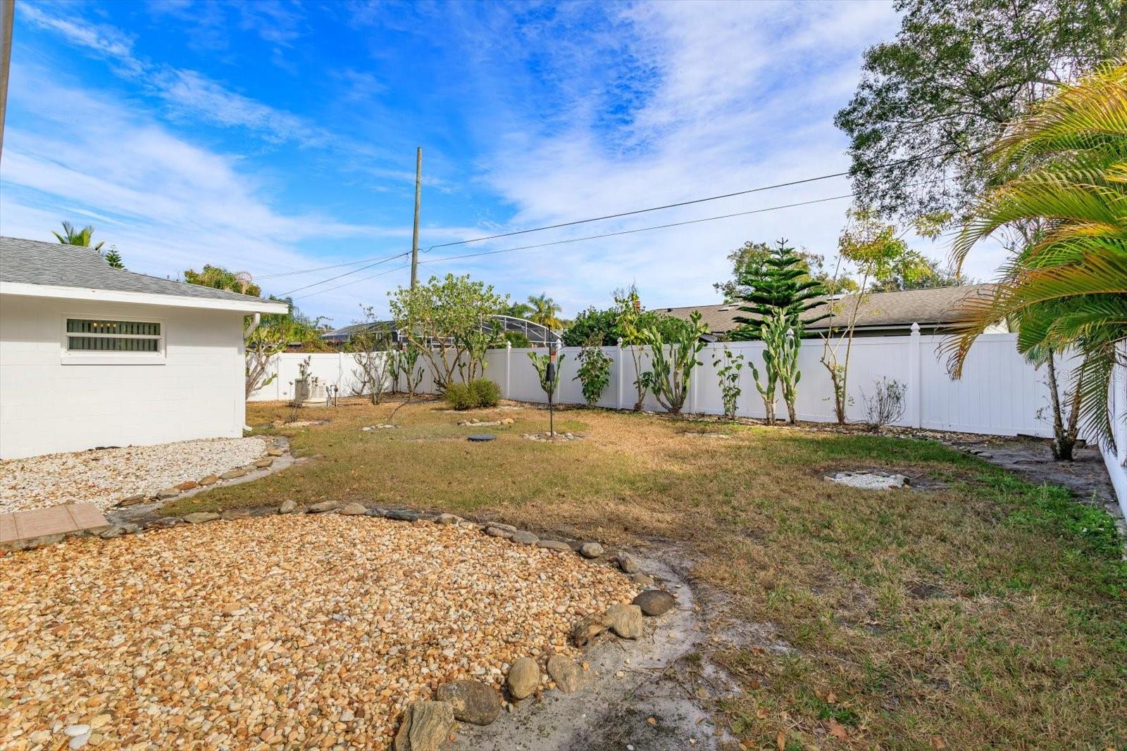 WINTER PARK PINES MERRIE OAKS - Residential