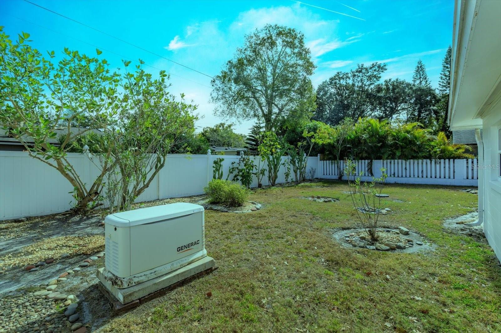 WINTER PARK PINES MERRIE OAKS - Residential