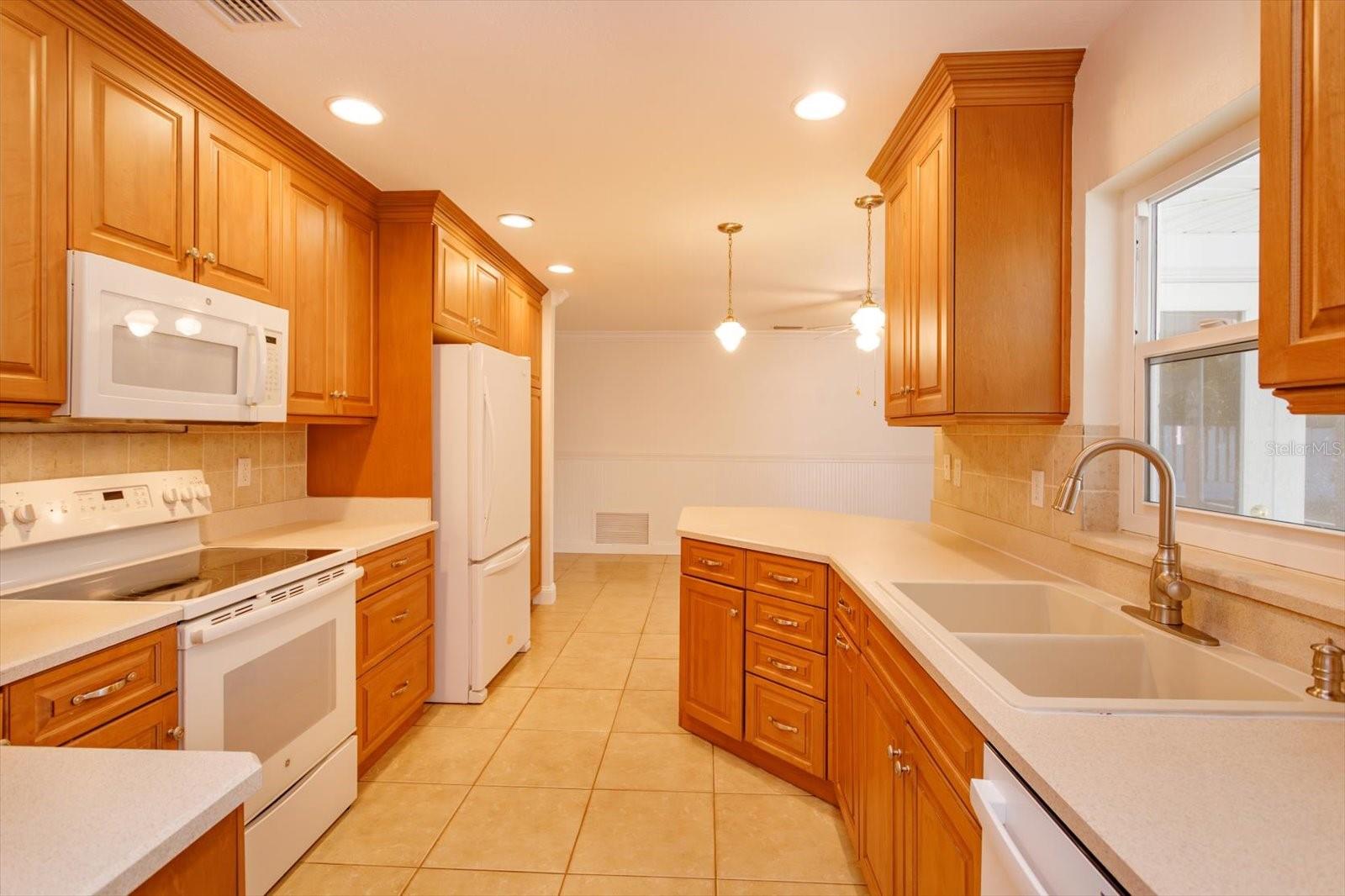 WINTER PARK PINES MERRIE OAKS - Residential