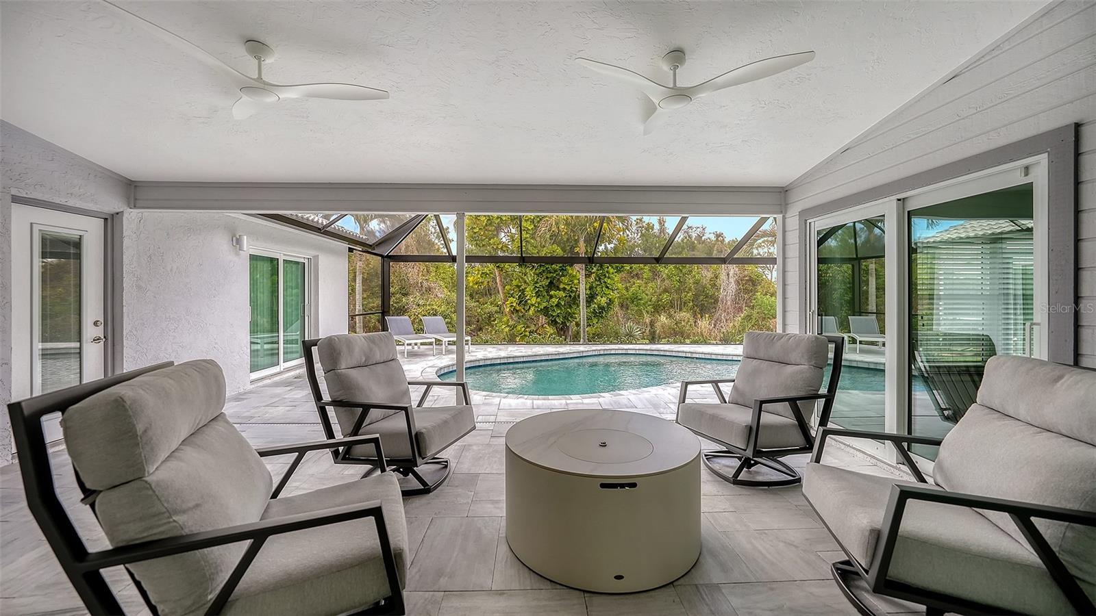 ARBOR LAKES A - Residential