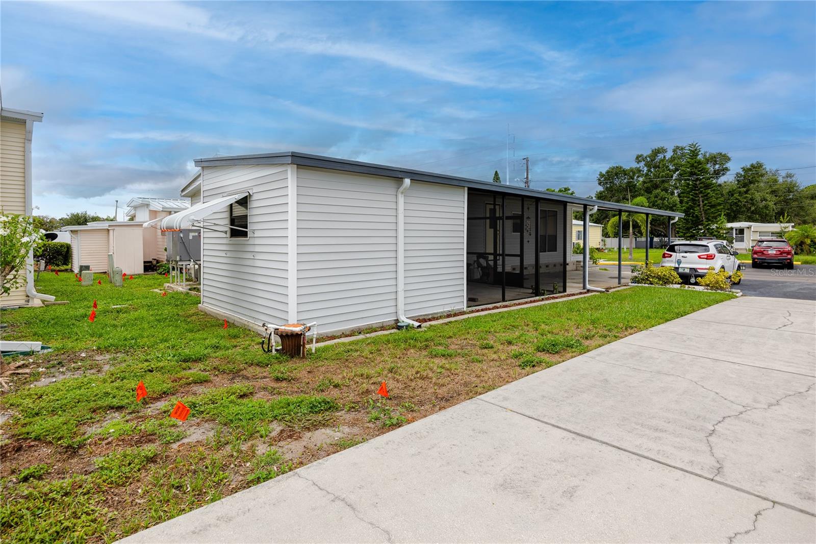 6821 AMERICANA DRIVE NE 106