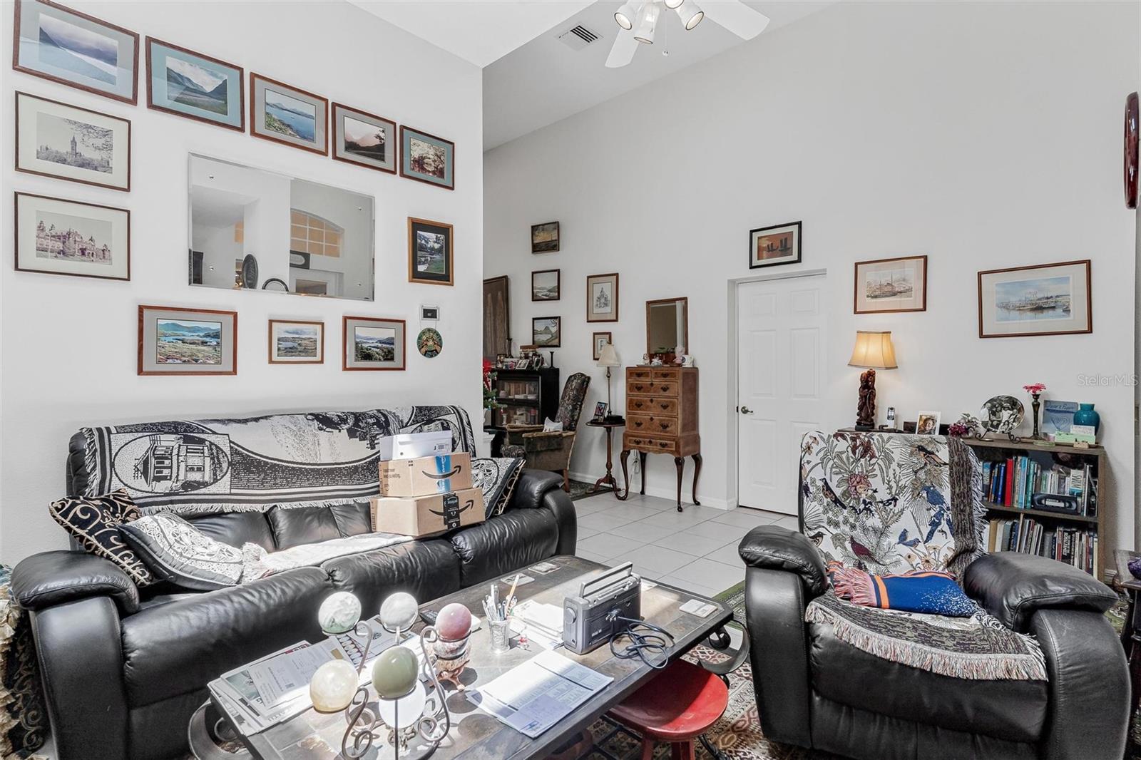 ROYAL HARBOR PH 01 - Residential