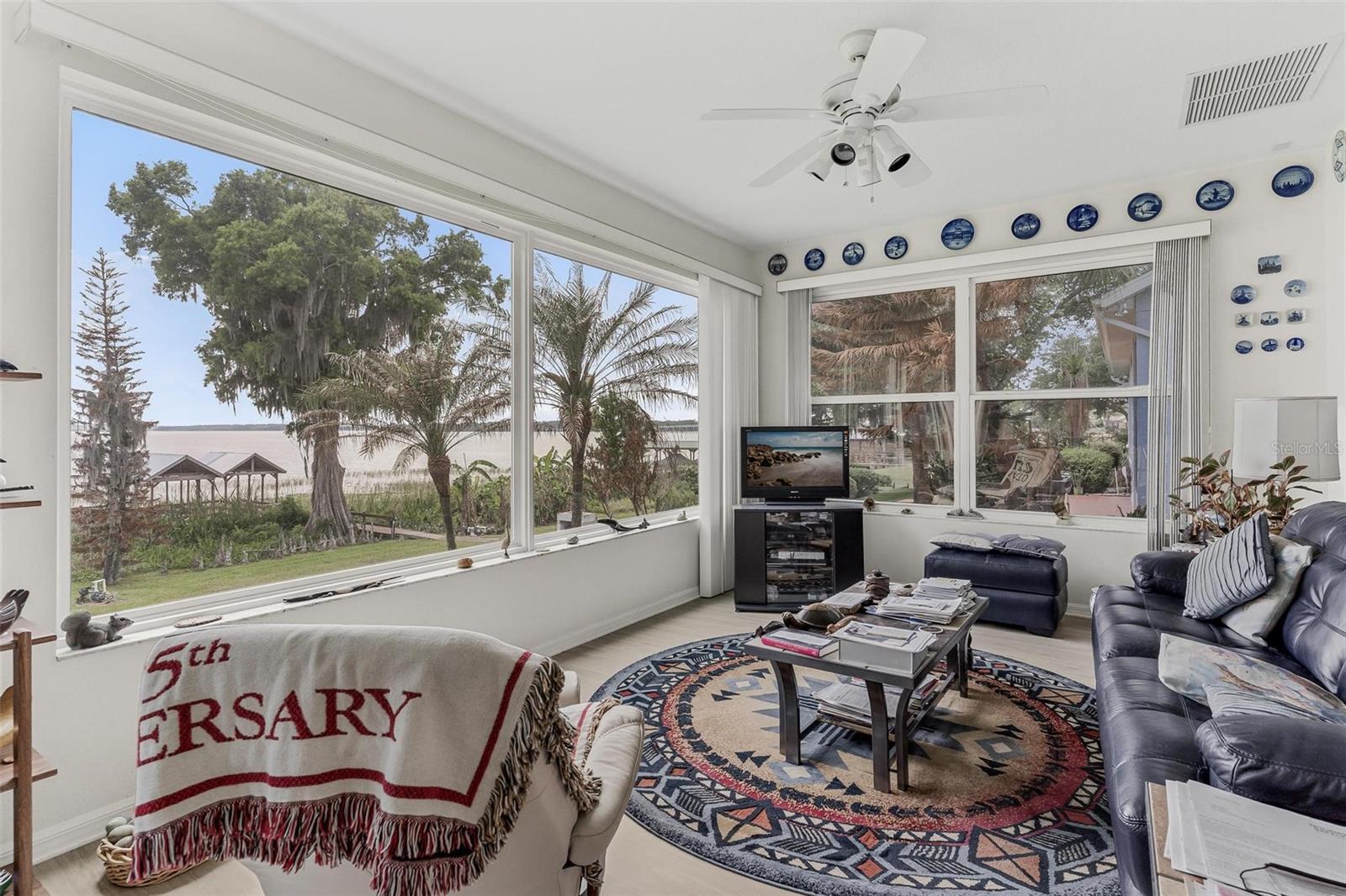 ROYAL HARBOR PH 01 - Residential