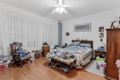 Tiny photo for 6274 Sailboat Avenue, Tavares, FL 32778 (MLS # G5112173)