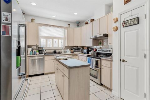 Tiny photo for 6274 Sailboat Avenue, Tavares, FL 32778 (MLS # G5112173)