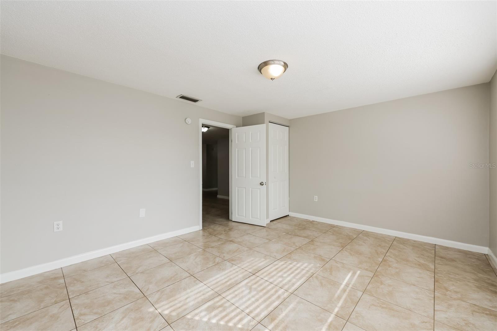 EMBASSY HILLS - Residential