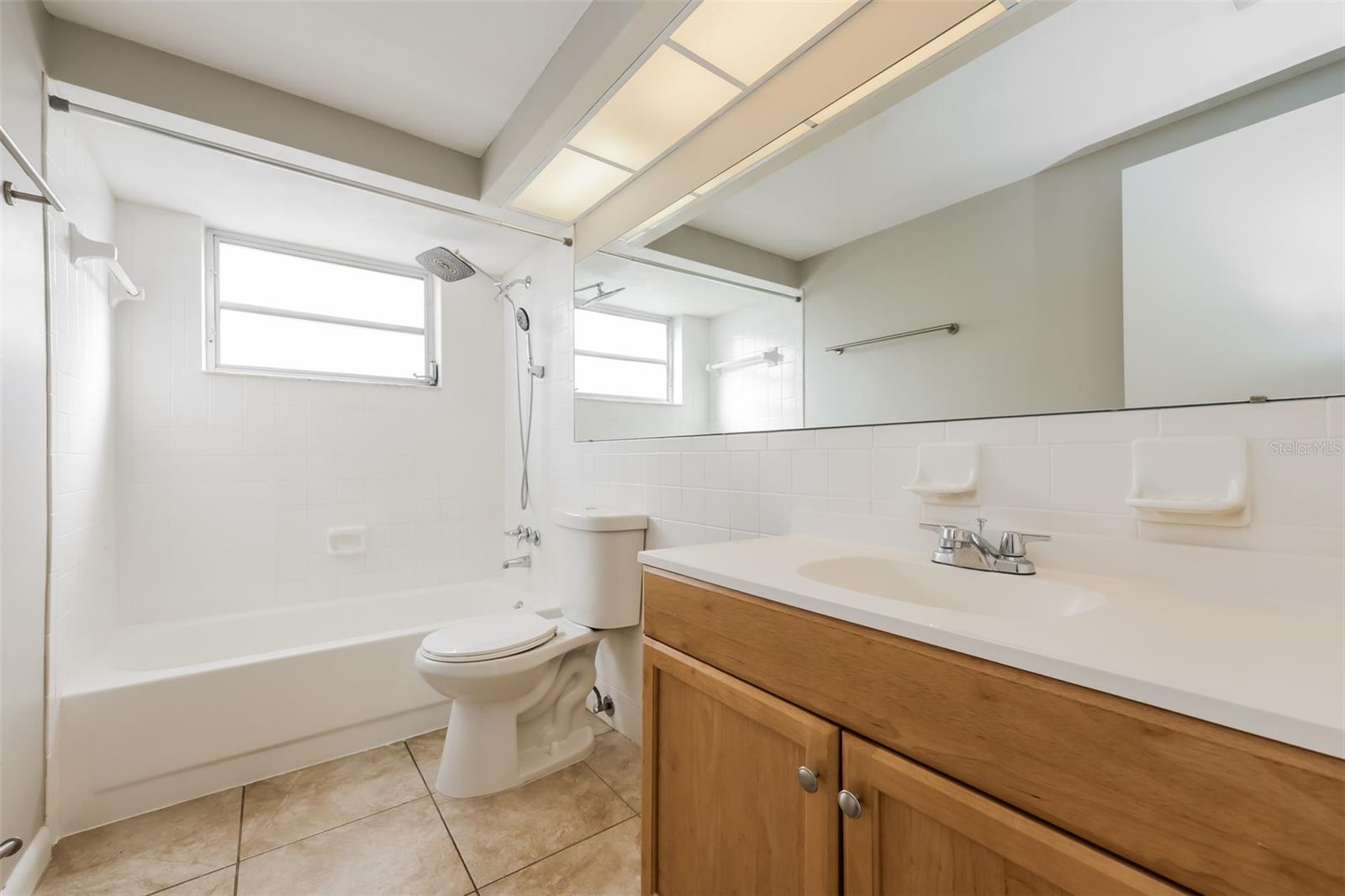 EMBASSY HILLS - Residential