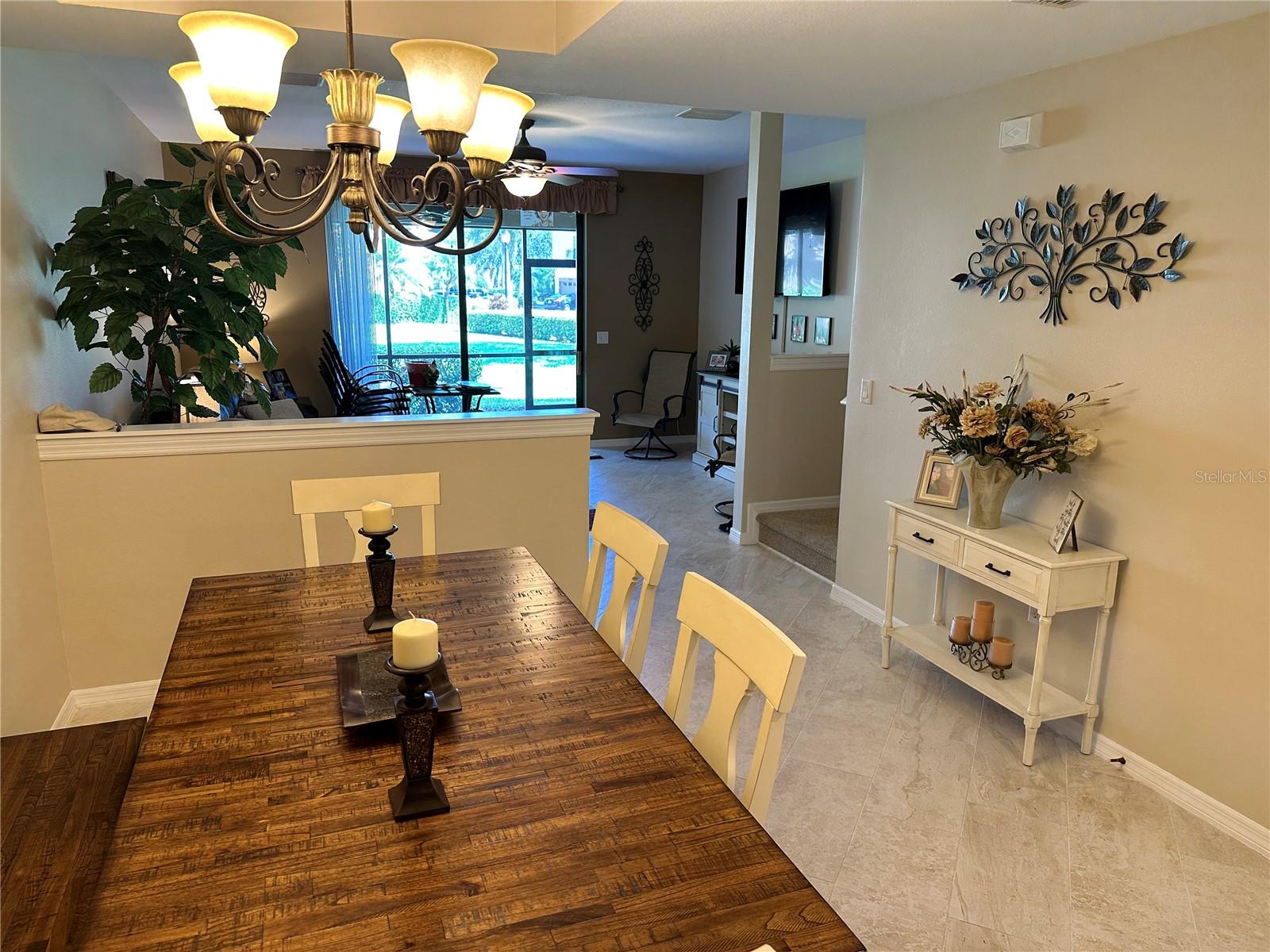 PALMA SOLA TRACE CONDO OR2185/736 - Residential Lease