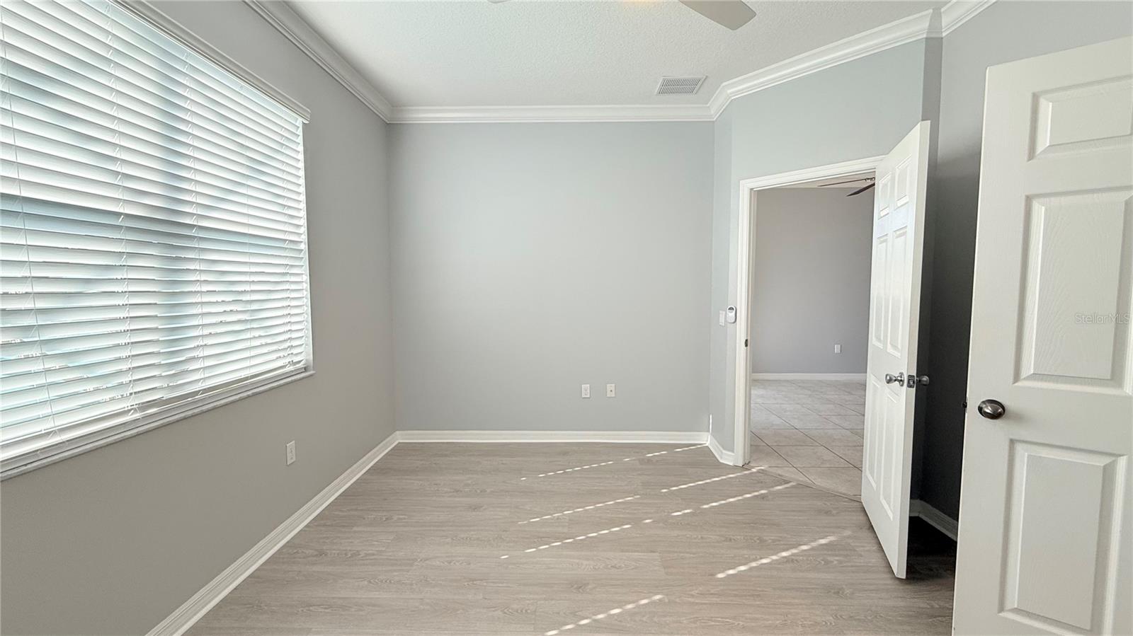 OAK RIDGE - Residential Lease