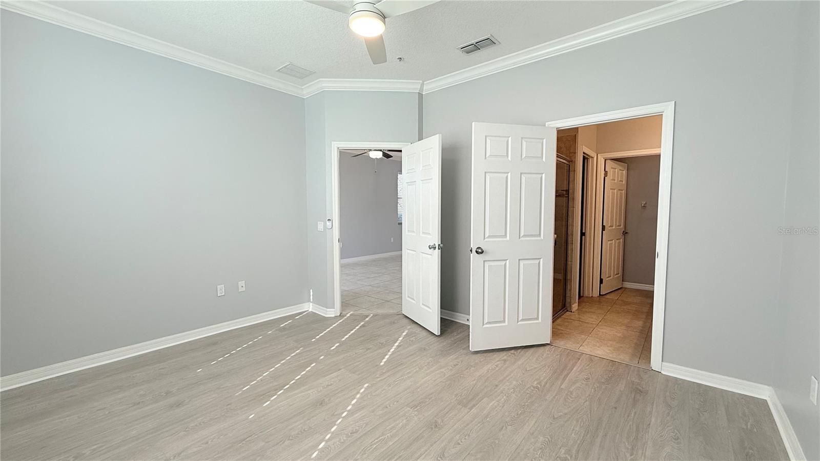 OAK RIDGE - Residential Lease