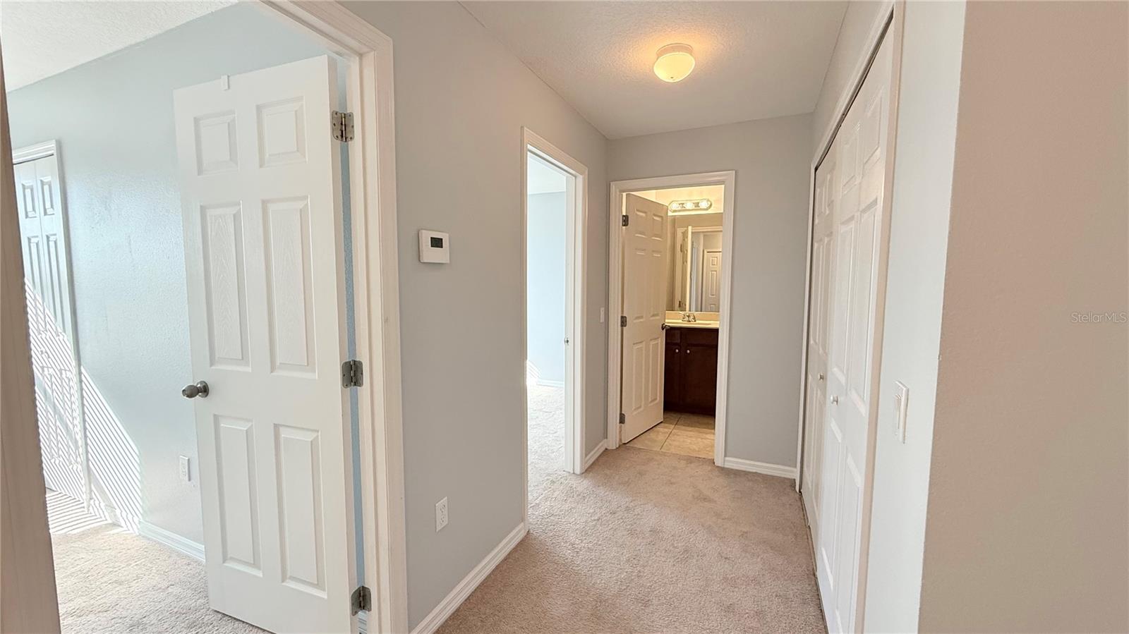 OAK RIDGE - Residential Lease