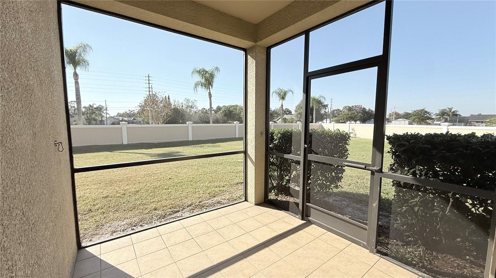 OAK RIDGE - Residential Lease