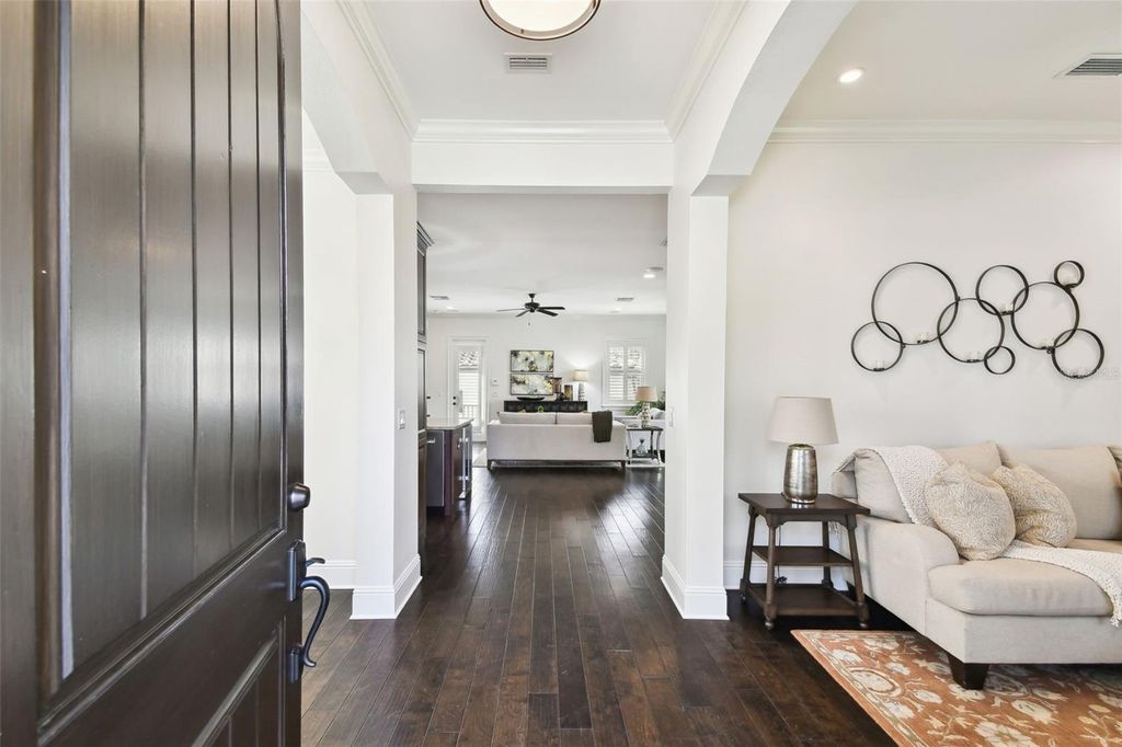 Photo of 134 Chesapeake Avenue, Tampa, FL 33606 (MLS # TB8464244)