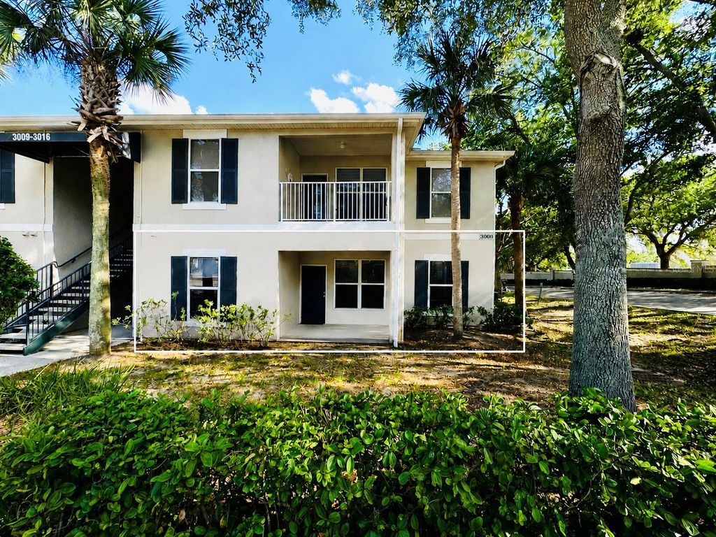 Photo of 3011 Hemingway Circle #3011, Haines City, FL 33844 (MLS # S5150462)