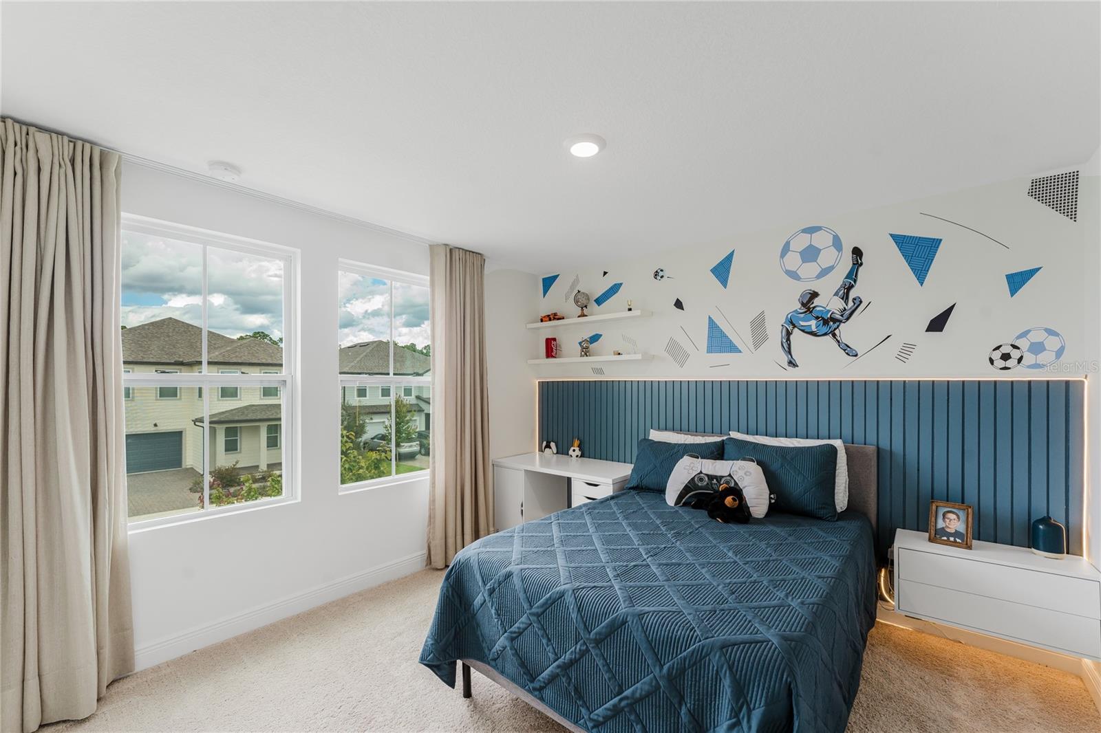 NORTHLAKE/OVATION PH 1 - Residential Lease