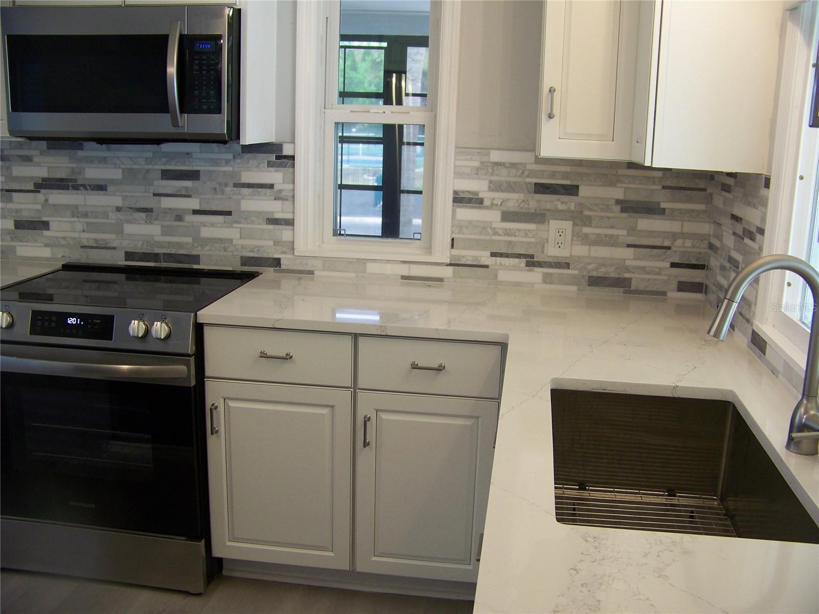 BURNT STORE COLONY MHP COOP - Residential