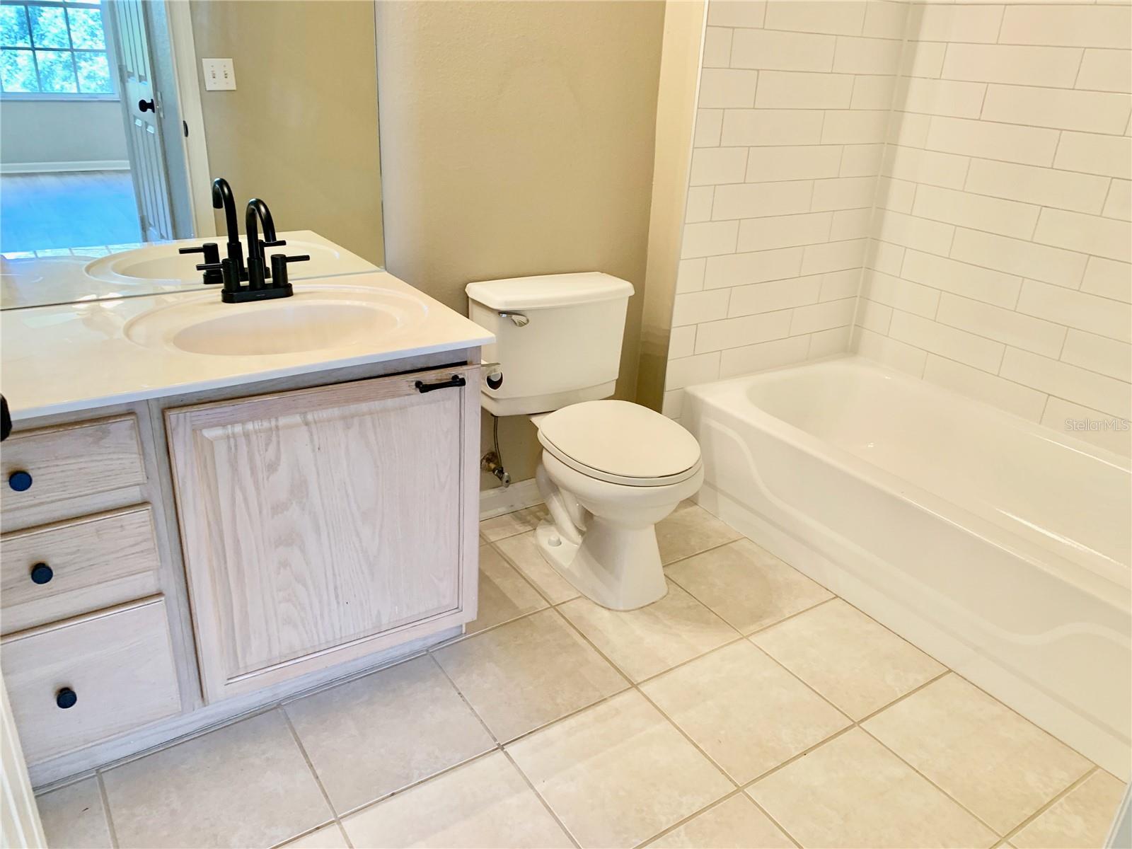 GOLF RIDGE CONDO - Residential Lease