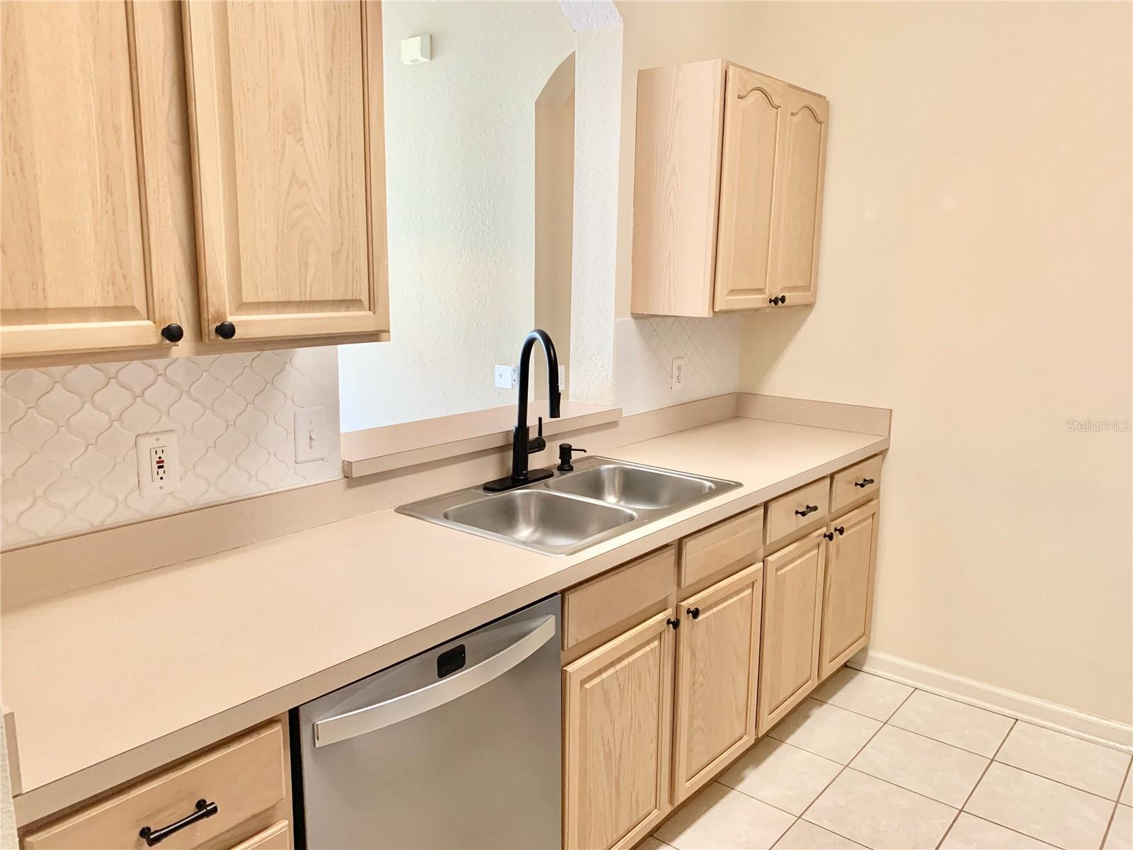 GOLF RIDGE CONDO - Residential Lease