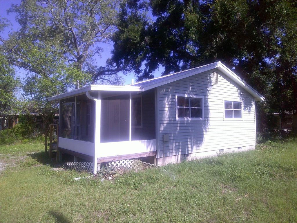 Photo of 710 E 129th Avenue, Tampa, FL 33612 (MLS # TB8364735)
