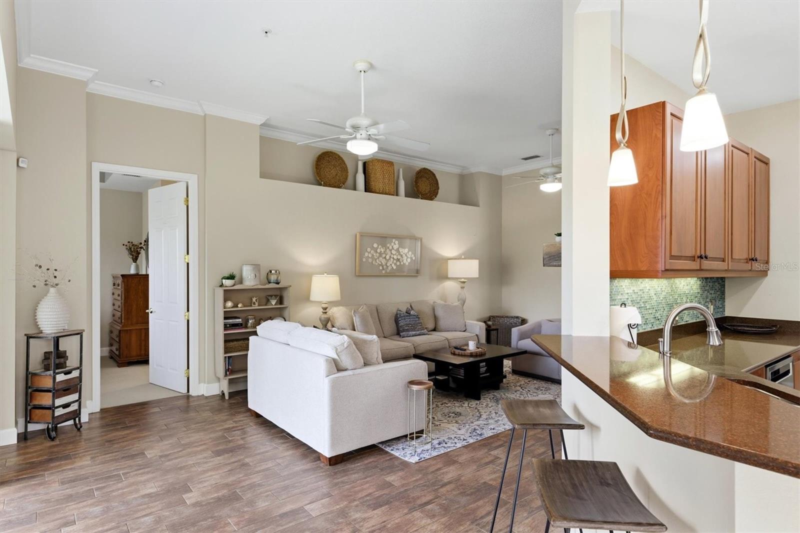 PARISIENNE GARDENS - Residential