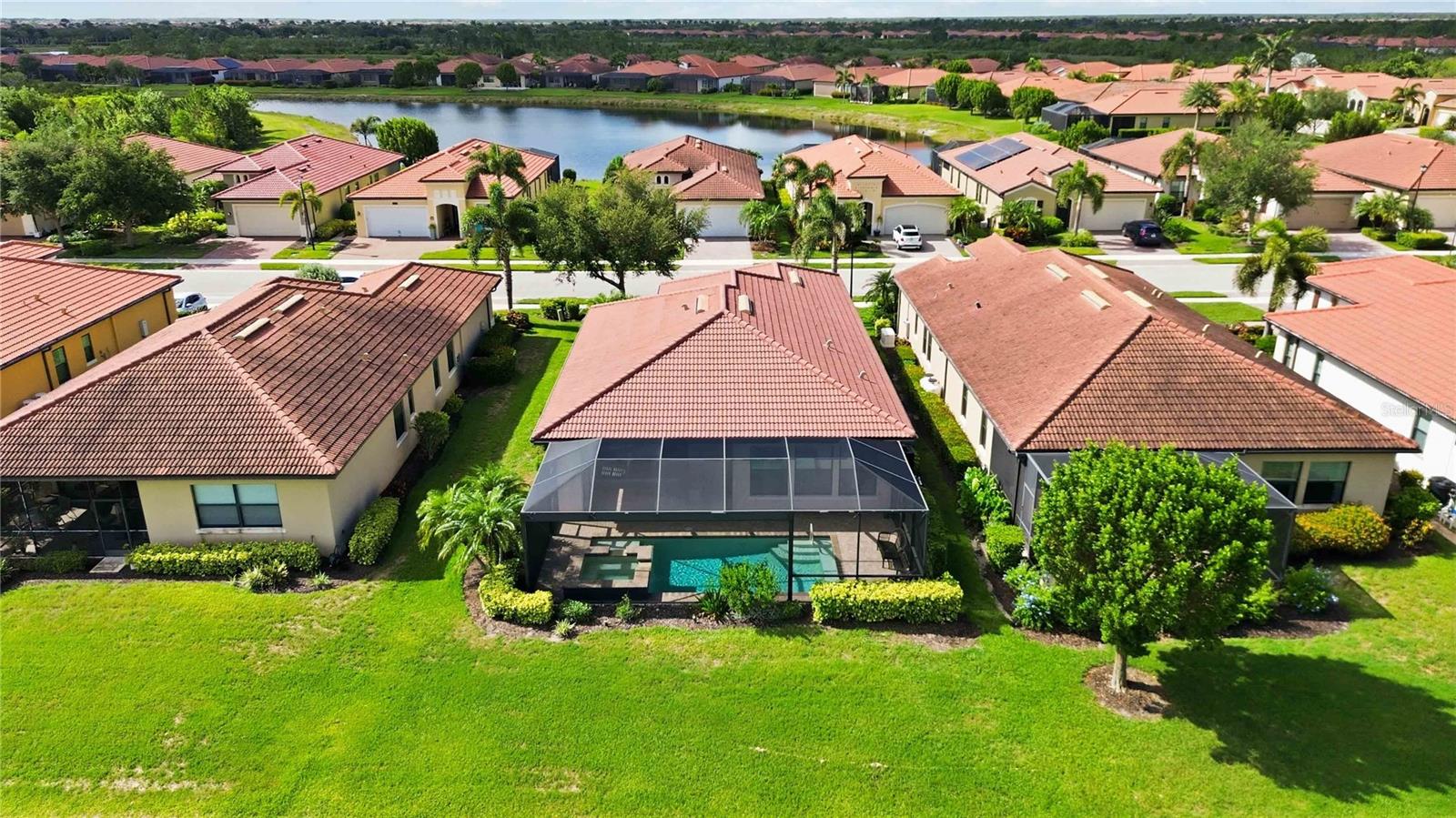 SARASOTA NATIONAL - Residential