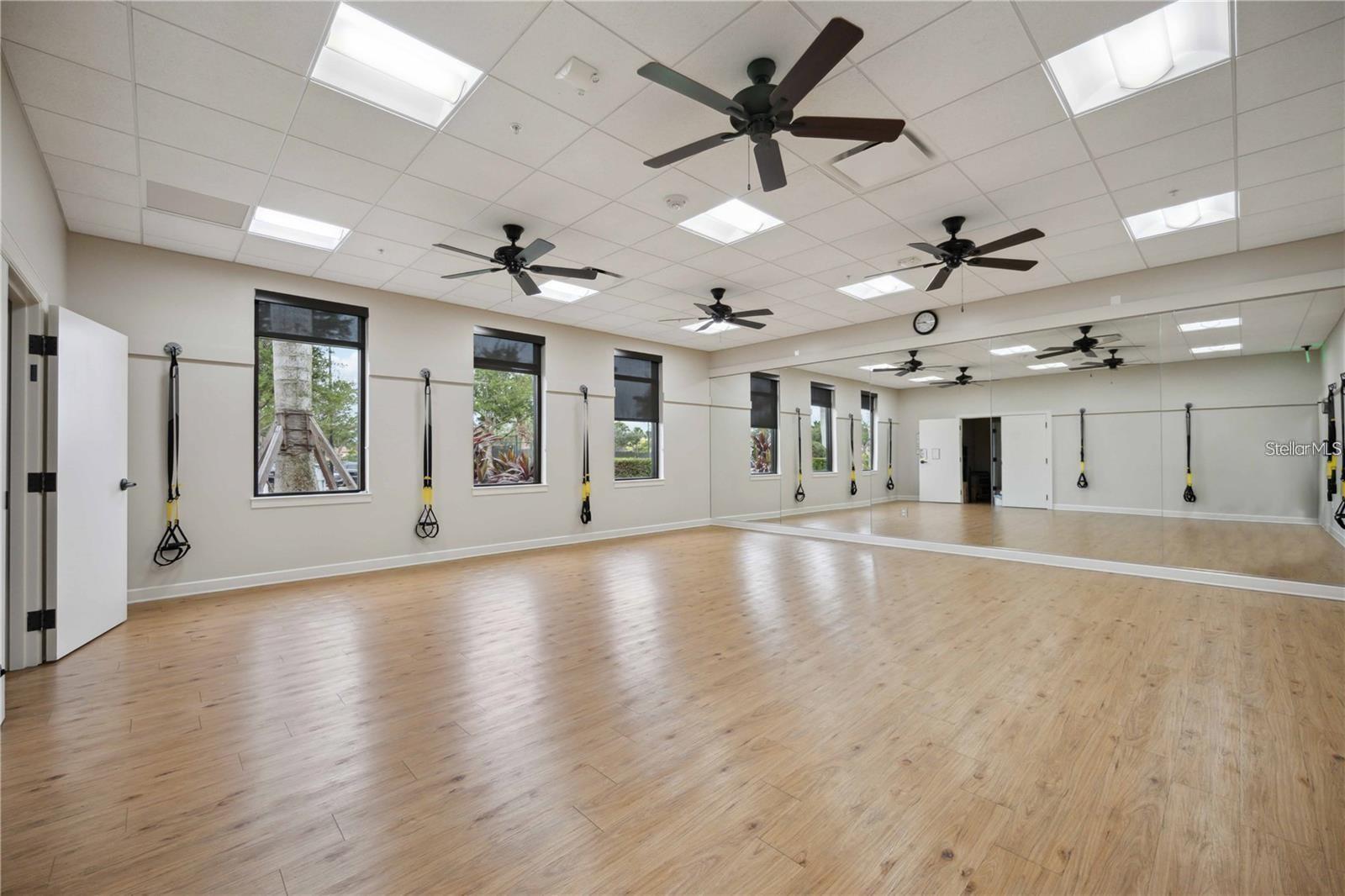 SARASOTA NATIONAL - Residential