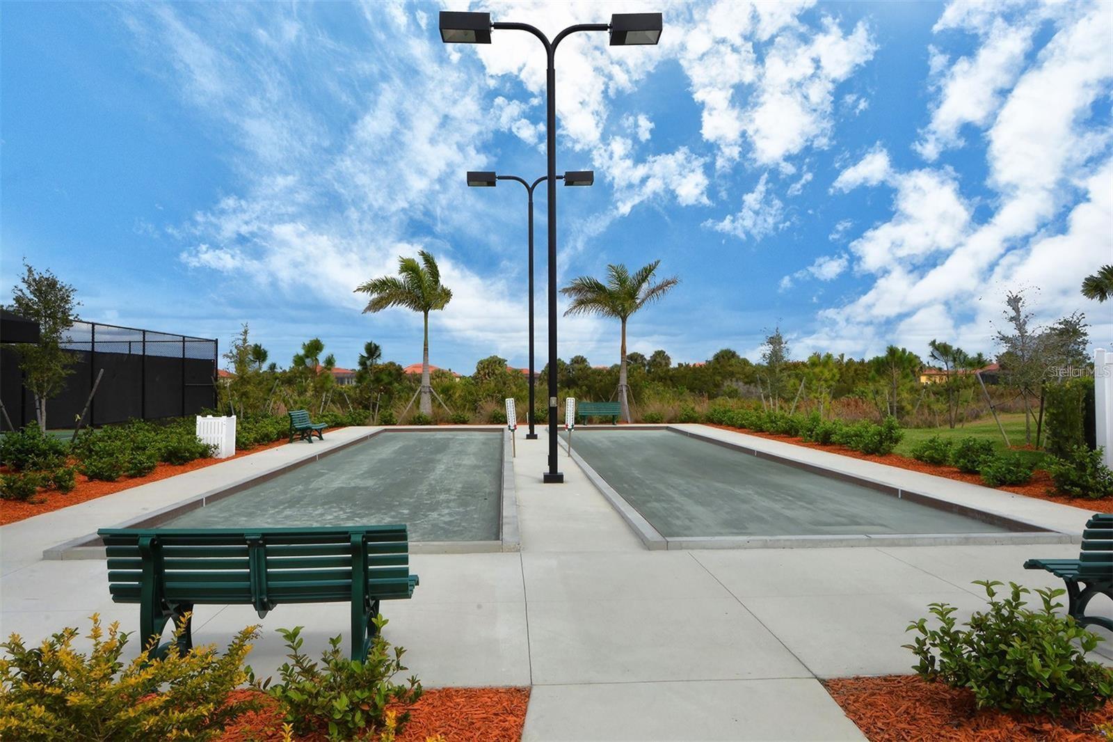 SARASOTA NATIONAL - Residential